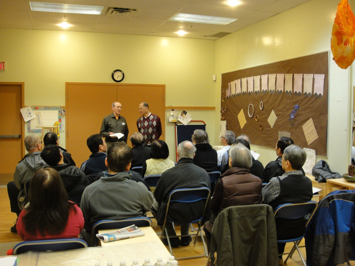 Len Gross, leader and founder of the Vancouver Prostate Cancer Support Group, shares his expertise at the first Richmond Prostate Cancer Support Group meeting in 2013.
