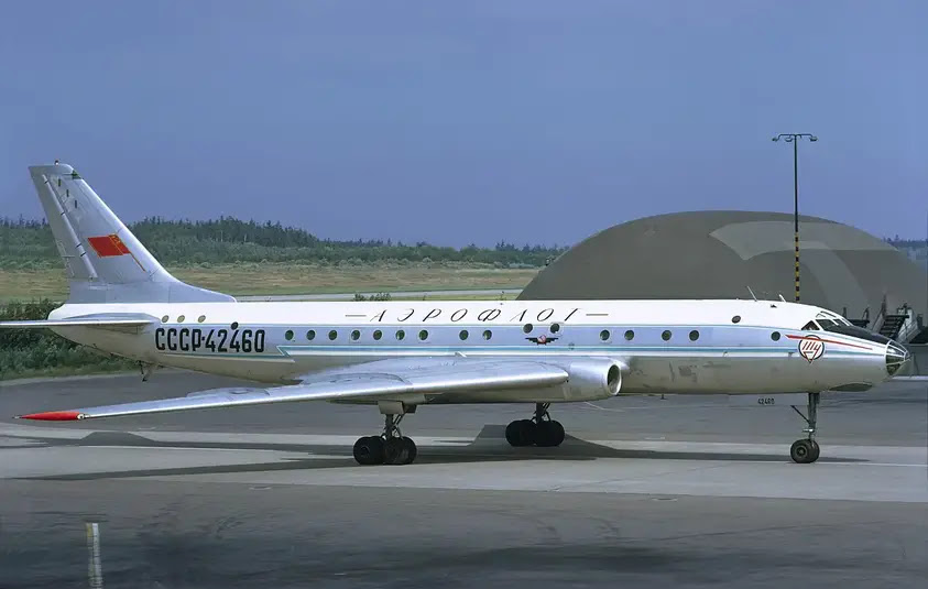 Tupolev Tu-104A de Aeroflot en 1972 (Foto: Lars Söderström Via Wikimedia Commons)