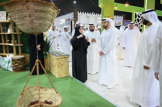Non Branded Images32 Abu Dhabi His Highness Sheikh Hamdan bin Zayed Al Nahyan, Ruler’s Representative in Al Dhafra Region, has visited the 2nd Liwa Date Festival and Auction, organised by the Cultural Programmes and Heritage Festivals Committee – Abu Dhabi, taking place until 30 September 2023, in Liwa City, Al Dhafra Region. During his visit His Highness reaffirmed the leadership’s support for heritage events that contribute to preserving the UAE’s traditions and raising community awareness of the value of Emirati cultural heritage. His Highness toured a number of pavilions participating in the festival that showcase the latest developments in the palm and date industry, and was briefed on the heritage activities and competitions for farmers and date producers.  Non Branded Images    Non Branded Images11     Non Branded Images13     Non Branded Images2  Non Branded Images21     Non Branded Images25     Non Branded Images26     Non Branded Images28     Non Branded Images3     Non Branded Images32     Non Branded Images34     Non Branded Images44     Non Branded Images45     Non Branded Images51     Non Branded Images7