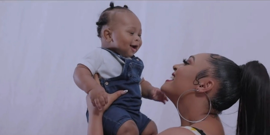 Olakunle Churchill and Rosy Meurer show their son