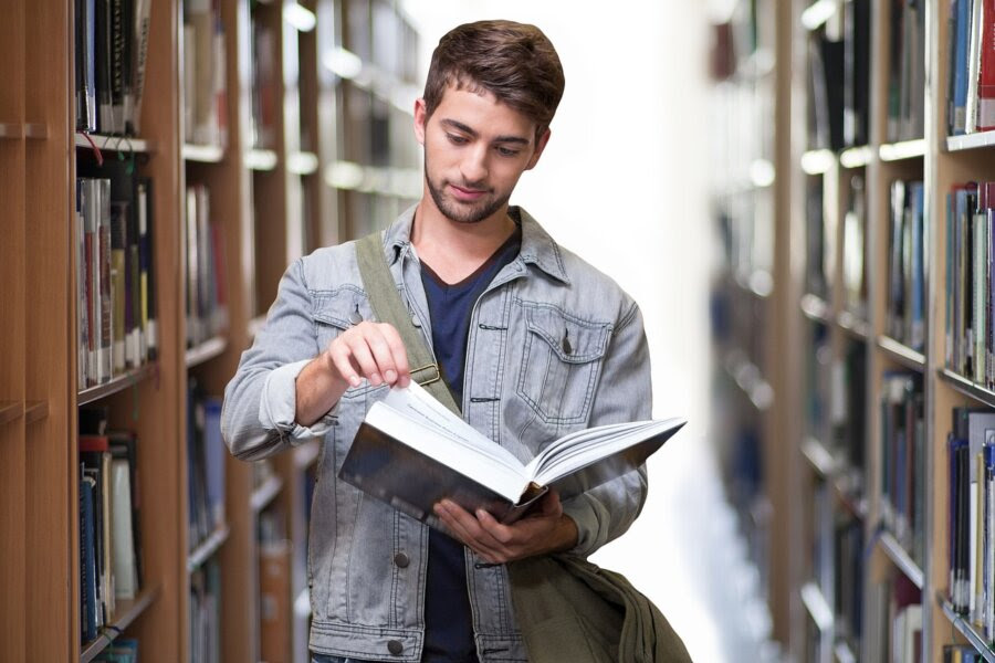 Pauperyzacja studentów głównym wyzwaniem dla rektorów francuskich uniwersytetów