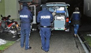 Austria: Muslim migrant at police check says “I do not talk to women, they have no rights”