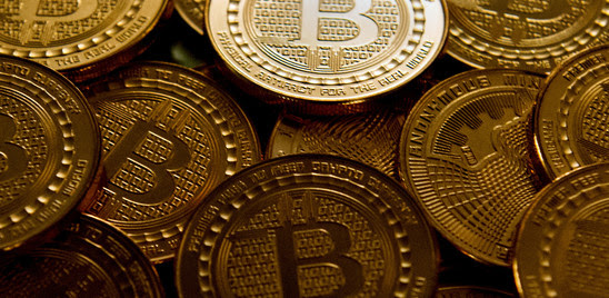 BITCOIN CROLLA DEL 24% A 33.000 DOLLARI. TONFO DI COINBASE A WALL STREET