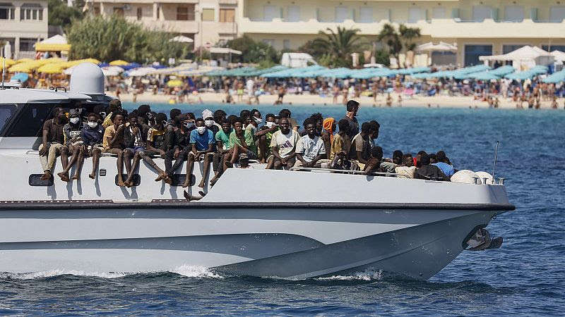 In new breakthrough, EU countries agree new rules to manage future migration crises 800x450_cmsv2_df333cc5-c669-5db9-933e-cf2acbc3ecec-7942520
