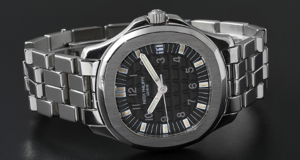 Patek Philippe Aquanaut Midsize Automatic Steel Watch Watch 5066