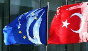 EU seeks to deepen trade ties with Turkey while also being ready to impose sanctions