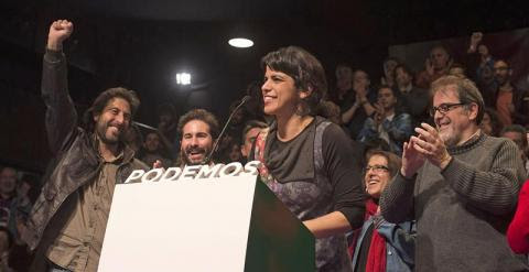 Teresa Rodríguez, durante su discurso de valoración de los resultados electorales. EFE/Rafa Alcaide