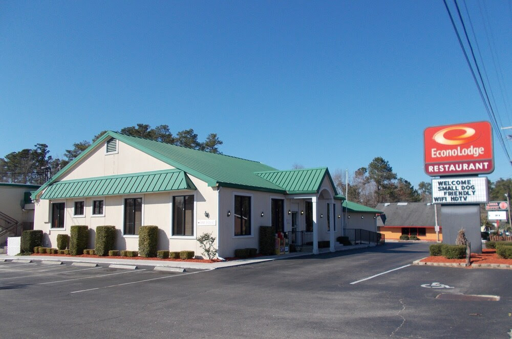 Econo Lodge Conway in Conway Best Rates & Deals on Orbitz