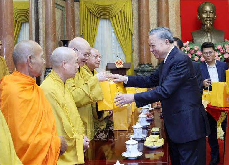 Chủ tịch nước Tô Lâm: Các tổ chức tôn giáo luôn đồng lòng vì sự phát triển chung của đất nước- Ảnh 4.