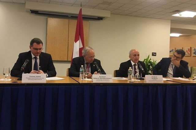 La conférence a accueillie Ueli Maurer et Johann Schneider-Ammann.