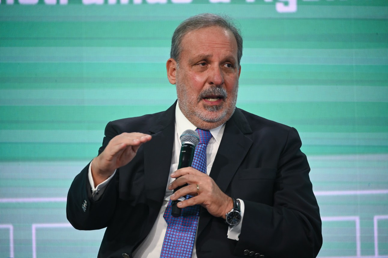 O ex-senador e ex-presidente da CNI, Armando Monteiro, definiu a Agenda Legislativa da Indústria como um exercício maduro do diálogo entre o setor produtivo e o Congresso