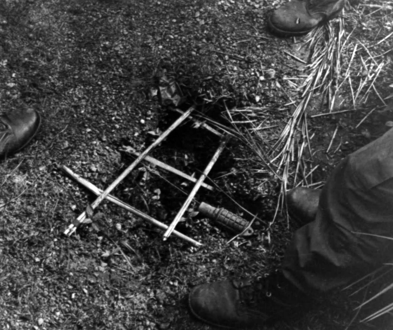 USMC training on Viet Cong traps
