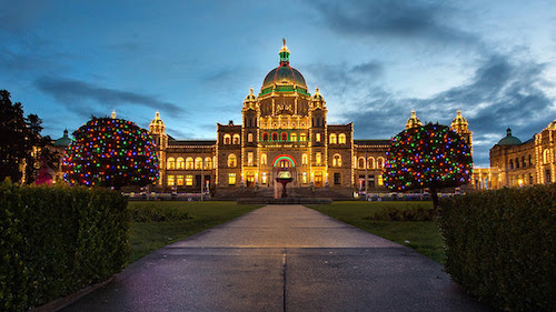 parliament buildings in Victoria, British Columbia are light up around Christmas time