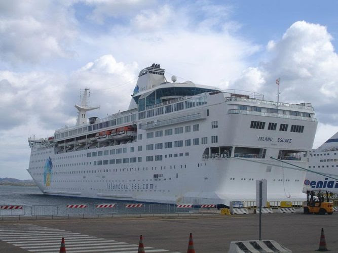 La croisiere, les navire...d'Hier Formercruiseline15-667x500