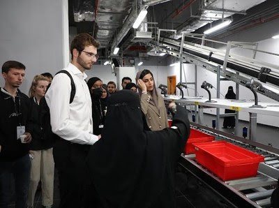 International students conclude their participation in Global AI Summit to attract global capabilities International students conclude their participation in Global AI Summit to attract global capabilities