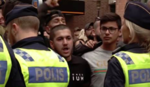 Sweden: Demonstrators supporting “stateless Palestinian migrants” defy coronavirus restrictions