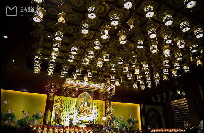 Choáng ngợp ngôi chùa 75 triệu USD lộng lẫy giữa quốc đảo Singapore - 6