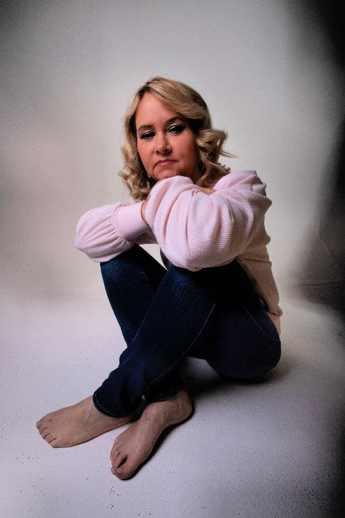 Brenda Cay Release's New EP "Love or Dreams" 52 9d2d764d 1fb5 225e 97c1 710d1652b9fa