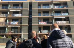 Pulso al gigante del alquiler Lazora en Barcelona: más de 100 inquilinos exigen una negociación colectiva de contratos