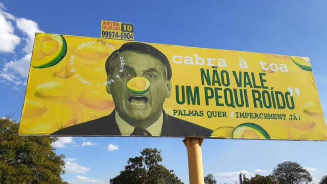 Ministro aciona a PF para investigar sociólogo que usou outdoors para criticar Bolsonaro