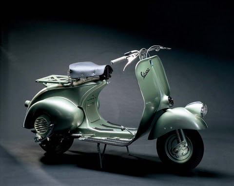 Ngắm dàn xe Vespa huyền thoại