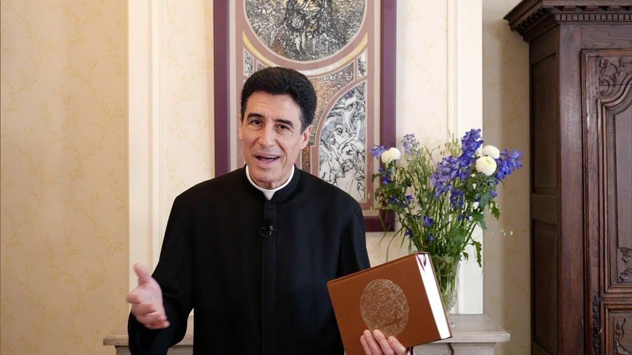18 - Qui est le Père Michel-Marie Zanotti-Sorkine!!!! - Page 2 Maxresdefault