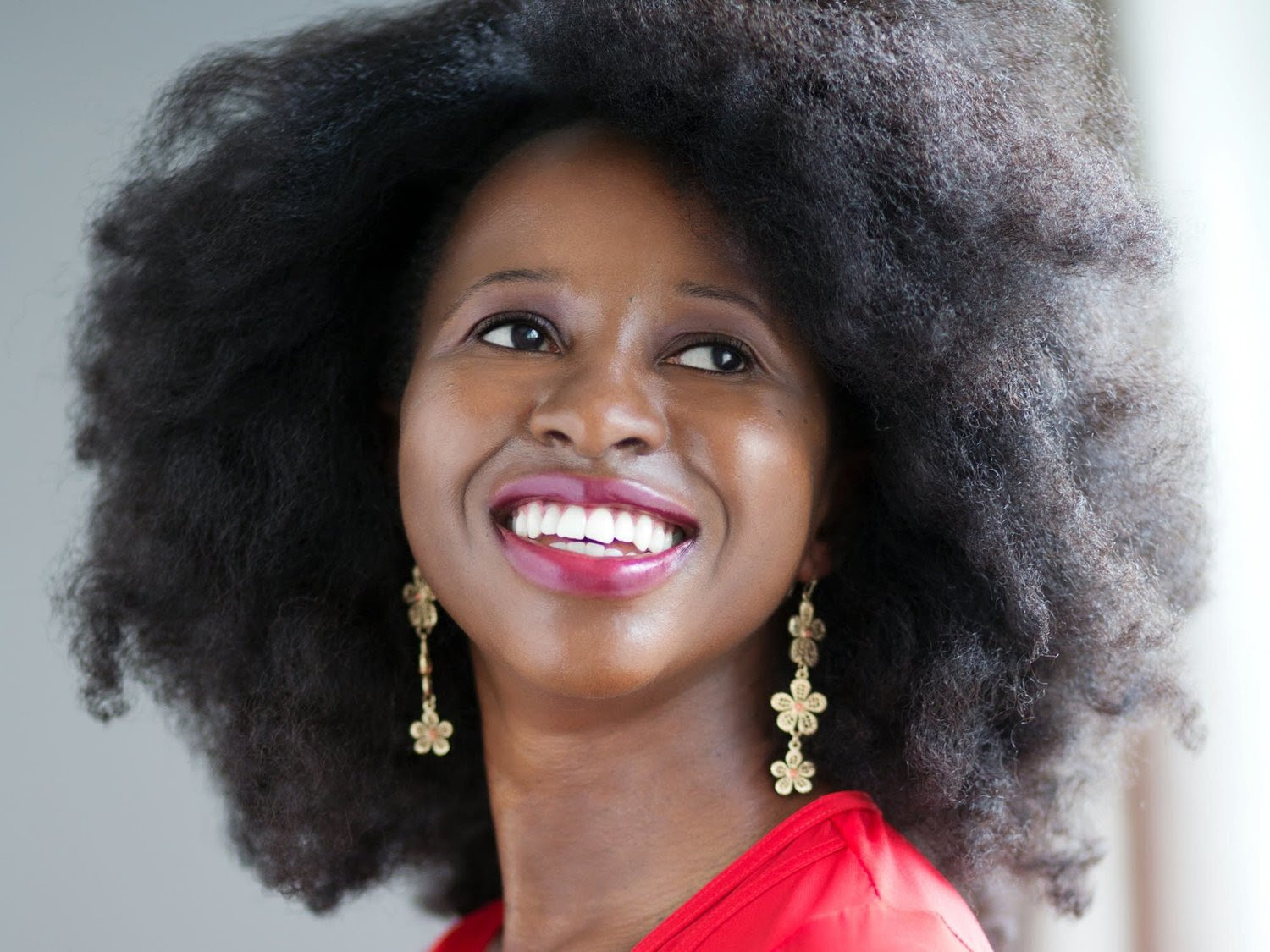 Author Imbolo Mbue