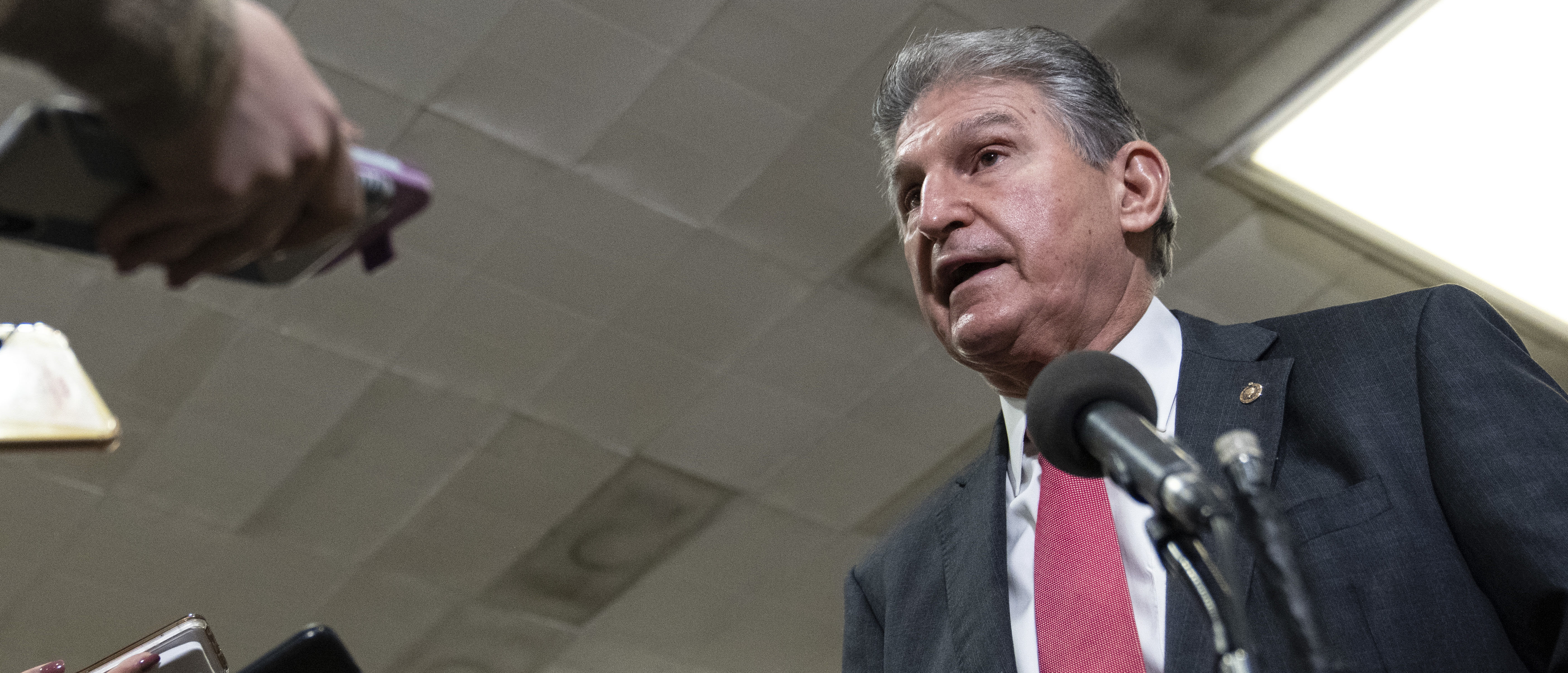 ‘Entire World Is Watching’: Manchin Joins Calls For Russian Oil Import Ban