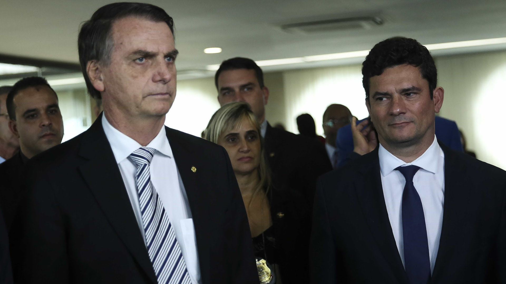 Bolsonaro afirma que juiz das garantias é de difícil implementação