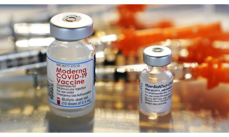 US advisers endorse single-shot COVID-19 vaccine from J&J