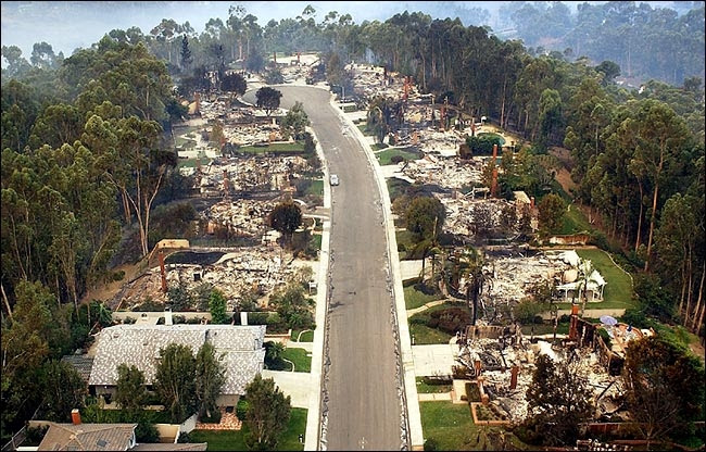 California Arsonist Caught! Video Proof that Firestorms Started by DEW! California Arsonist Caught! Video Proof that Firestorms Started by DEW!