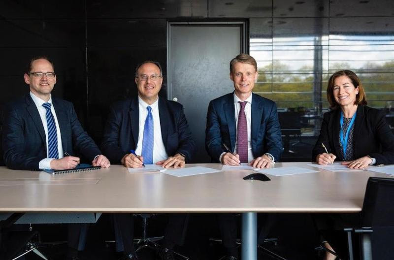 Pictured: Martin Neubert, Orsted Wind Power CEO, Stefan Pryor, Henrik Poulsen, and Hilary Fagan, Vice President of Business Development, Commerce RI.