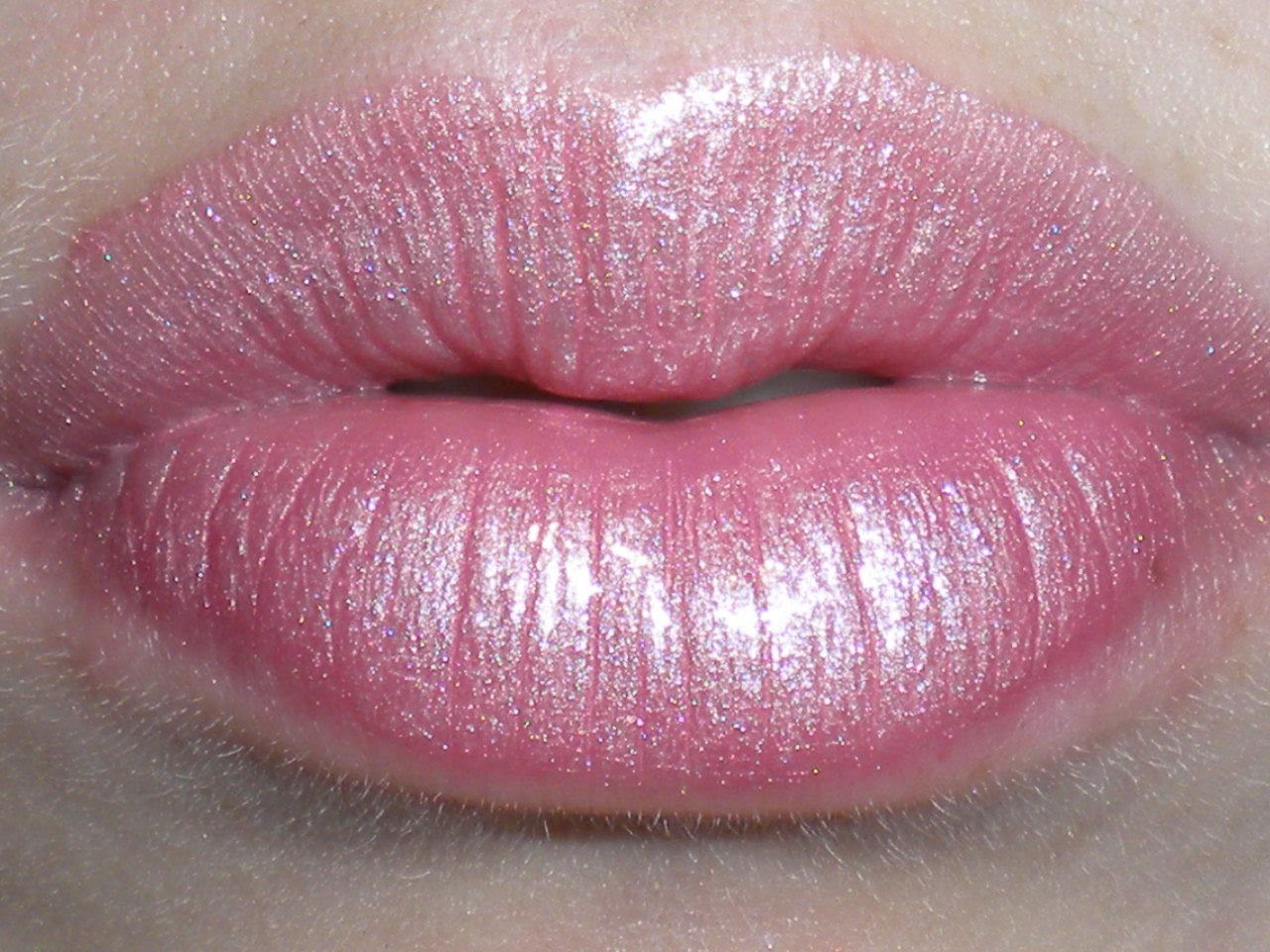 Frosted Pink lipstick. My fav, | Frosted pink lipstick, Frosted ...