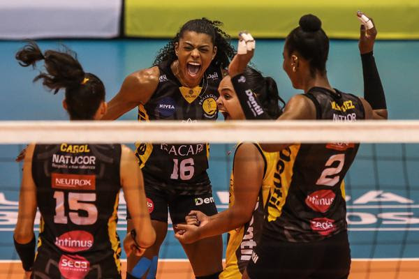 Dentil/Praia Clube busca o segundo ttulo da Superliga Banco Do Brasil (Wander Roberto/Inovafoto/CBV)