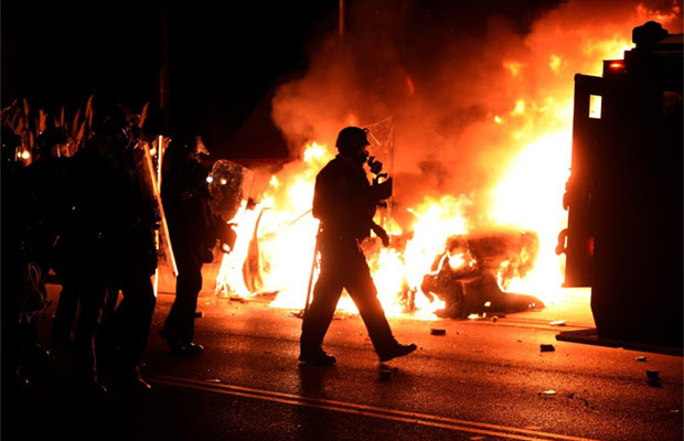 Ferguson Protesters Honor Michael Brown’s Memory By Looting And Burning Local Businesses