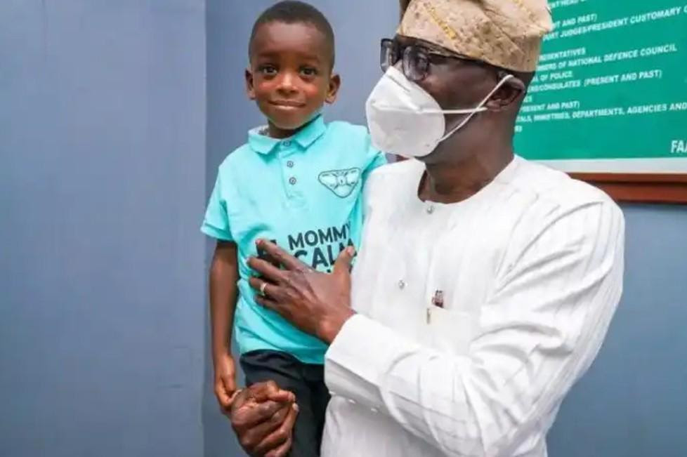 Lagos State governor, Sanwo-Olu meets the boy in the "mummy calm down" video (photos)