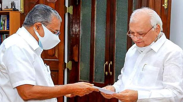 Chief Minister-designate Pinarayi Vijayan calls on Governor Arif Mohammed Khan at Raj Bhavan 