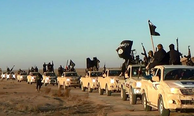Isis-fighters-pictured-on-012