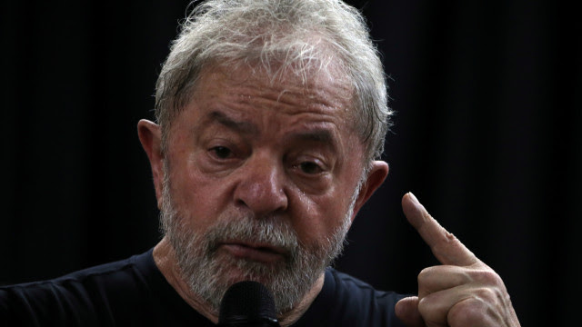 Lula ataca Lava Jato e diz não ser pombo para usar tornozeleira
