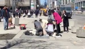 Breaking news in Toronto: van mows over up to 10 pedestrians