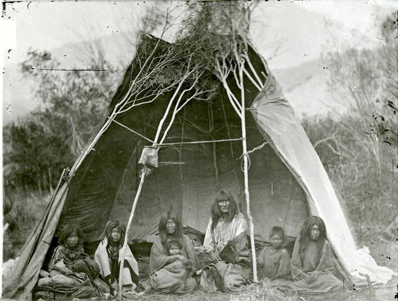 Shoshone Tukudika (Sheepeater) at Medicine Lodge Creek, Idaho, in 1871 Shoshone Tukudika (Sheepeater) at Medicine Lodge Creek, Idaho, in 1871