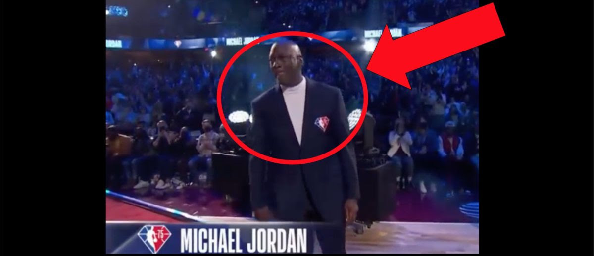 Michael Jordan Gets Thunderous Welcome In Cleveland, Crowd Is Reportedly Louder For Him Than LeBron James