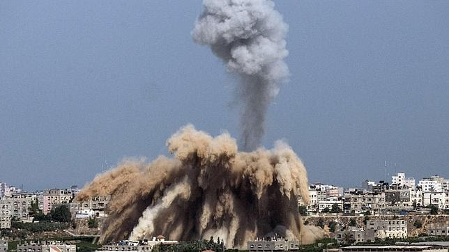 Hamás lanza cohetes cerca de una central nuclear del sur de Israel