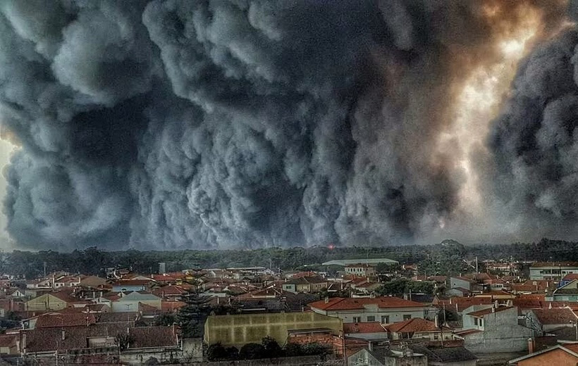 Wildfires_Portugal_2017.jpg.820x520_q95_crop-smart.jpg