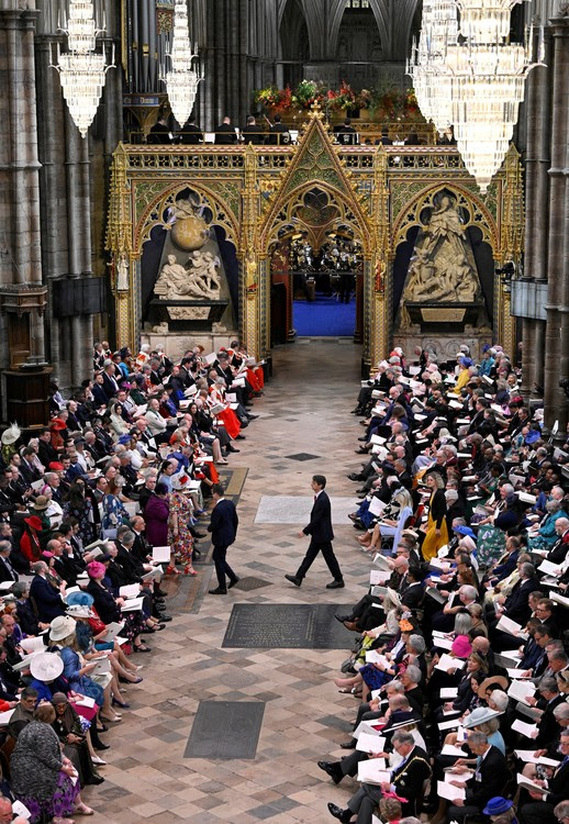 Toàn cảnh bên trong Tu viện Westminster trước Lễ đăng quang của Vua Charles III và Hoàng hậu Camilla.  Ảnh Gareth Cattermole / Pool qua REUTERS