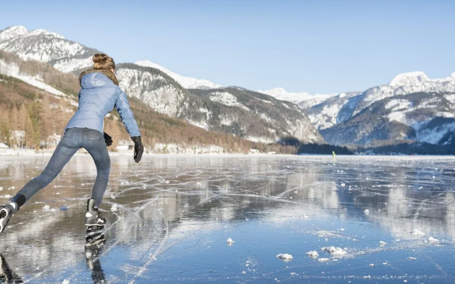 Researchers finally solve the mystery of why ice is slippery