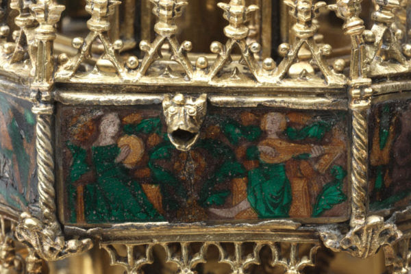 Detail: Medieval Table Fountain, French 1320 - 40. © Cleveland Art Museum