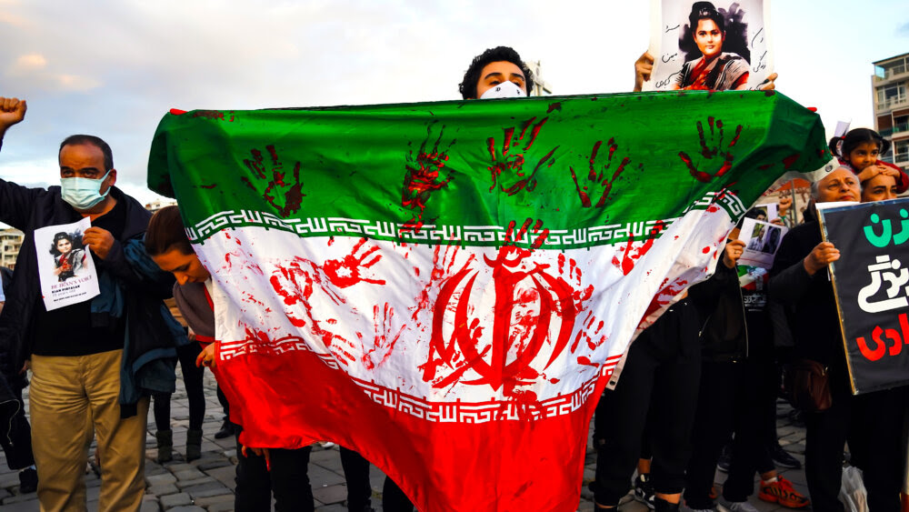 Prof. Małgorzata ABASSY: Kobieta, życie, wolność. Iran w przededniu rewolucji