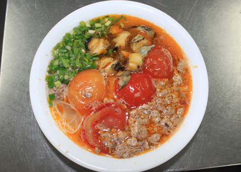 Mời thưởng thức 25 món bún Bun-rieu-oc-1373528836_500x0