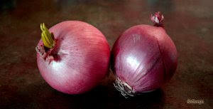 - உரித்தால் ஒன்றுமில்லை...! Jan09-onions